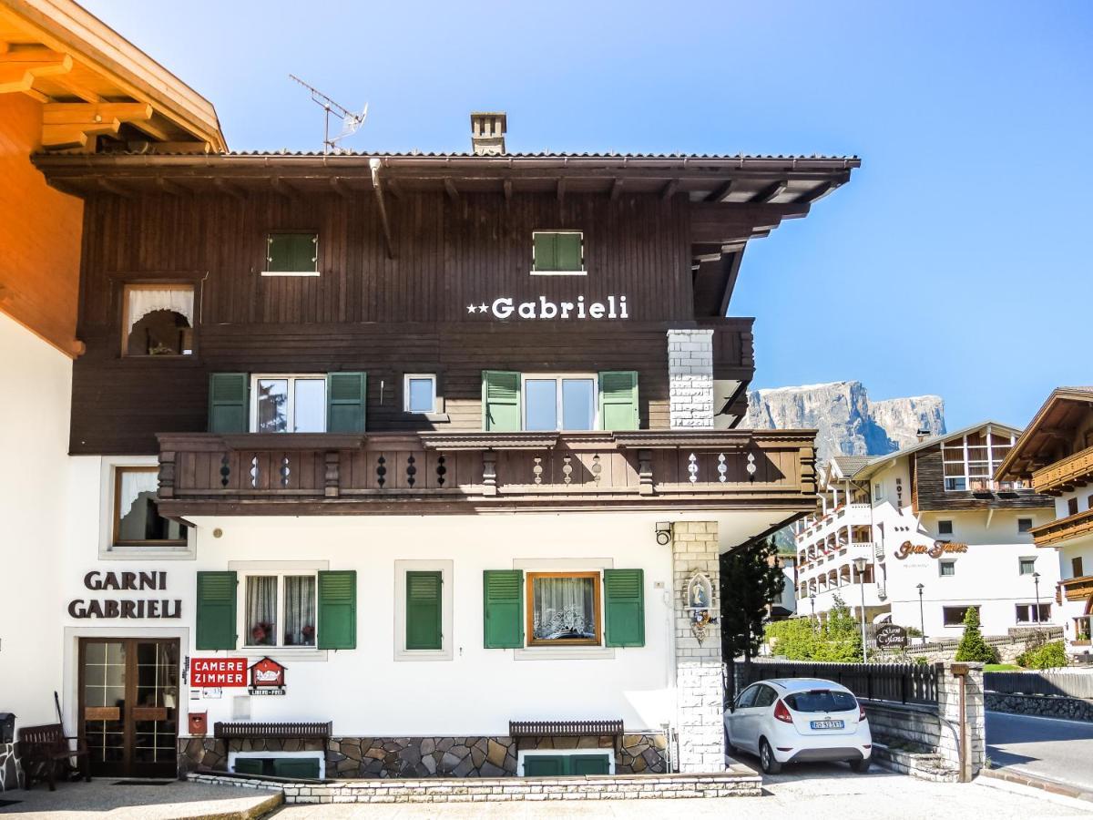 Garni Gabrieli Bed & Breakfast Корвара ин Бадия Екстериор снимка