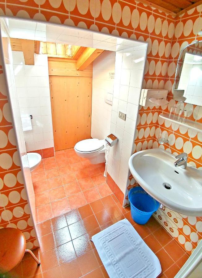 Garni Gabrieli Bed & Breakfast Корвара ин Бадия Екстериор снимка