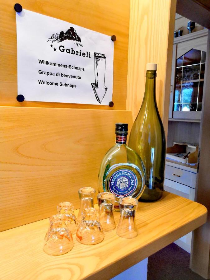 Garni Gabrieli Bed & Breakfast Корвара ин Бадия Екстериор снимка