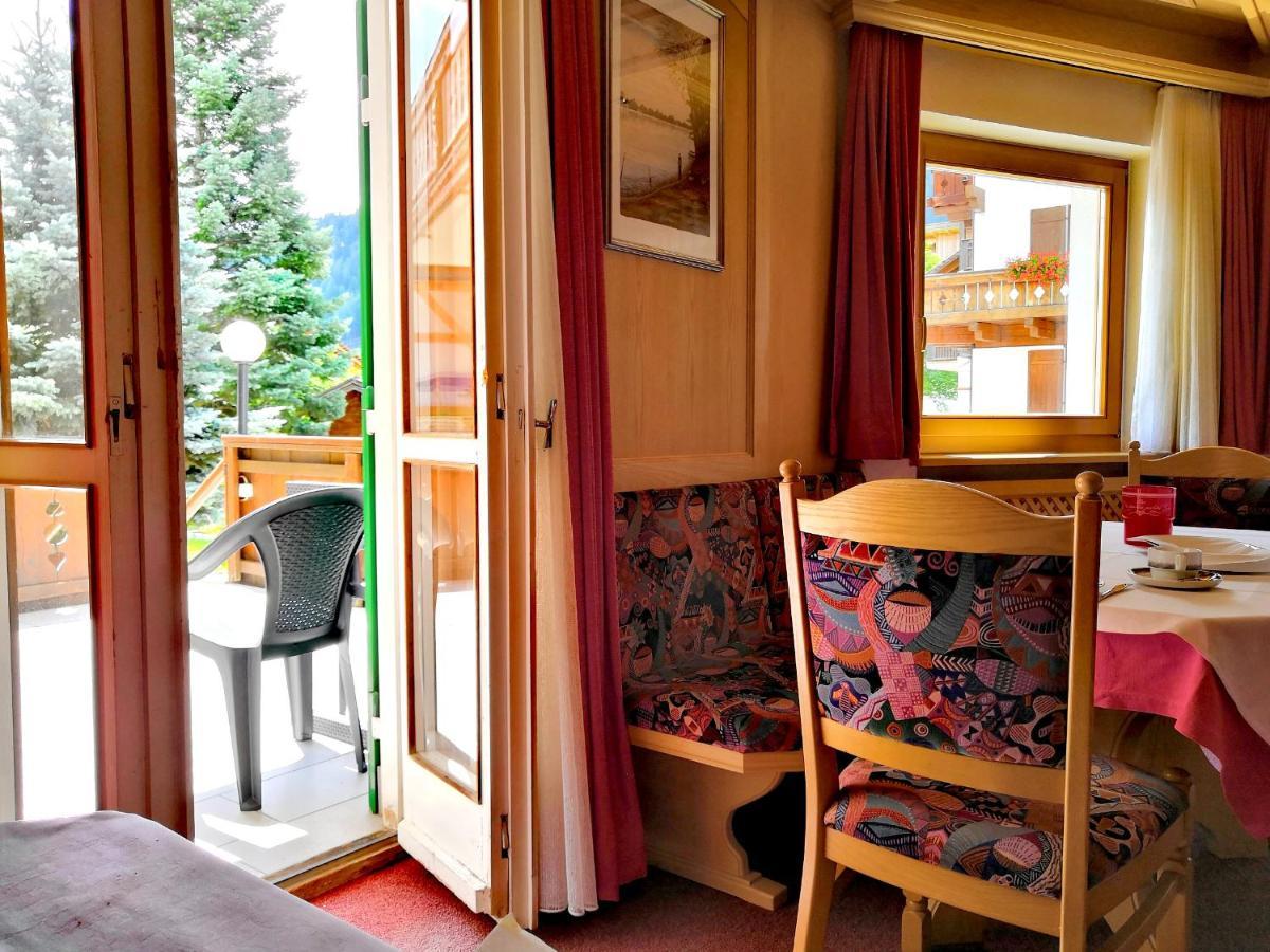 Garni Gabrieli Bed & Breakfast Корвара ин Бадия Екстериор снимка