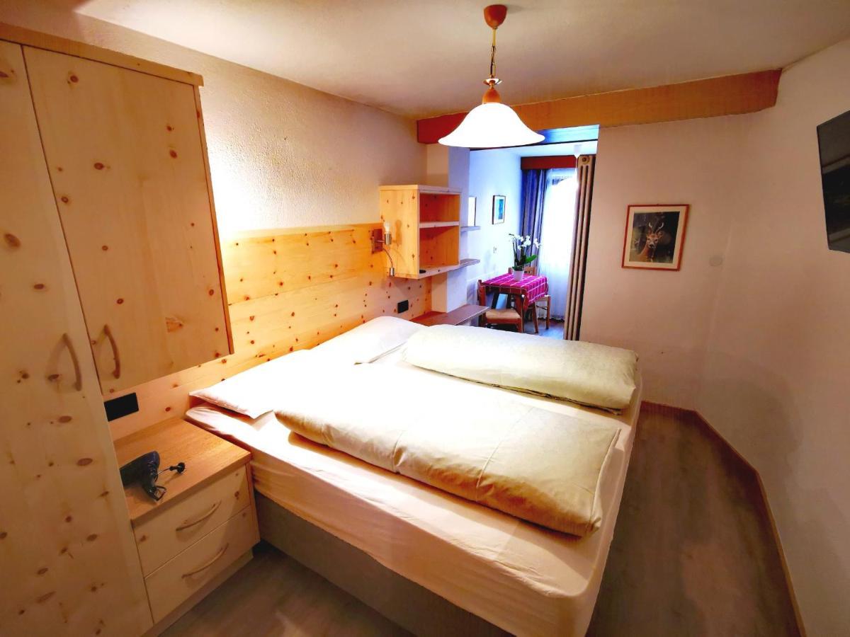 Garni Gabrieli Bed & Breakfast Корвара ин Бадия Екстериор снимка