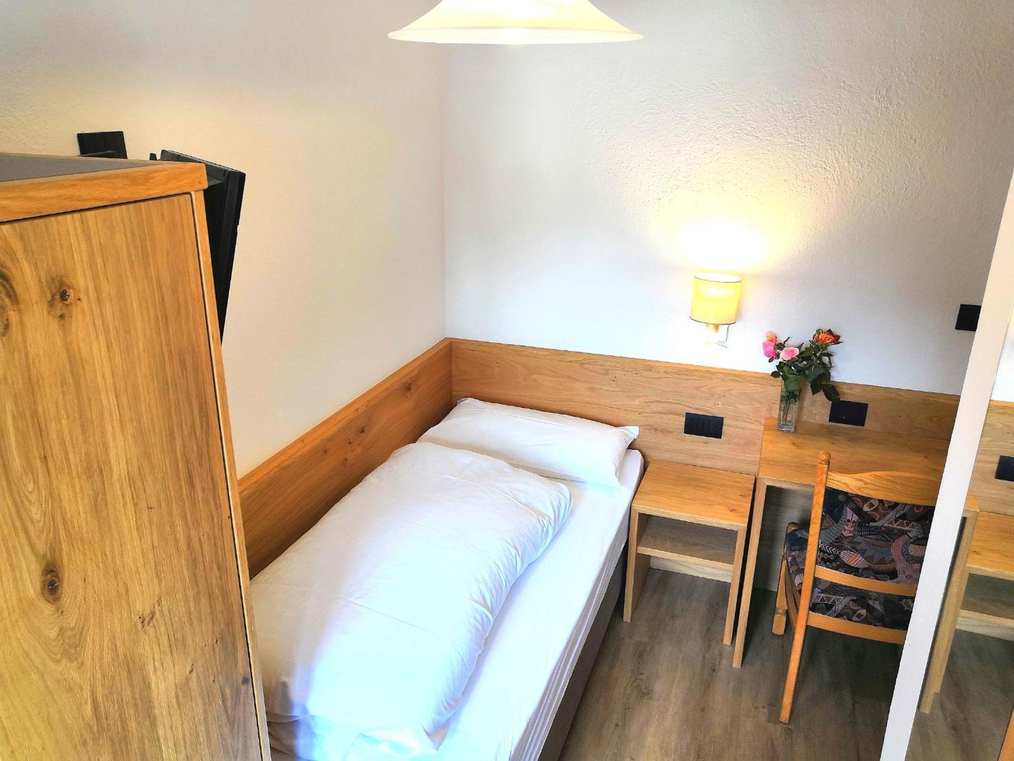 Garni Gabrieli Bed & Breakfast Корвара ин Бадия Стая снимка